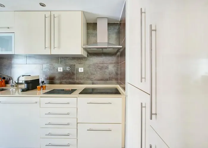 Sunny Terrace T1 Apartment *